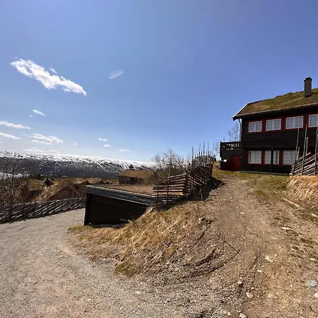 Skiidyll Med Utsikt Og Peis Apartman